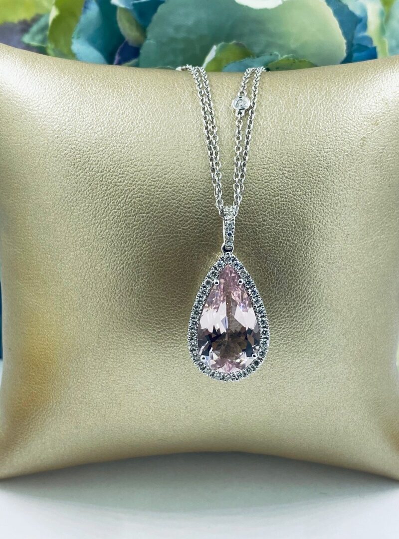Adelheid Pink Morganite Gyémánt Nyakék