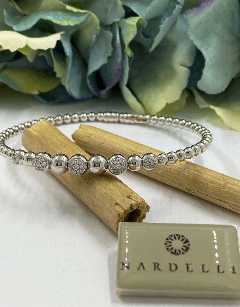 NARDELLI - Claudia Gyémánt Karkőtő